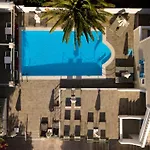 Stelios Place 4* Perissa (Santorini)