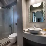 Stelios Place Perissa (Santorini)