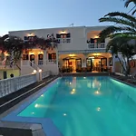 Stelios Place Apartahotel 4*