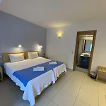Stelios Place Perissa (Santorini)