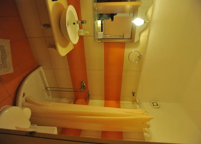 스텔리오스 플레이스 아파트호텔 페리사