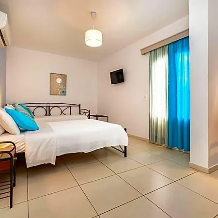 Stelios Place Апарт-отель 4*