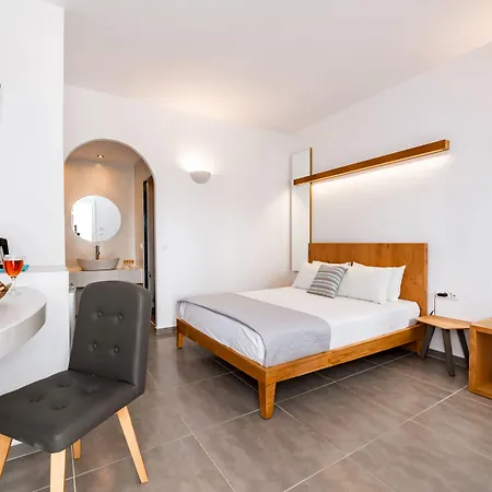 Aparthotel Stelios Place 4*