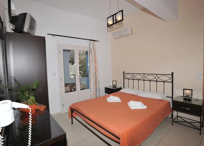 Lägenhetshotell Stelios Place 4*