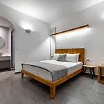מלון דירות Stelios Place