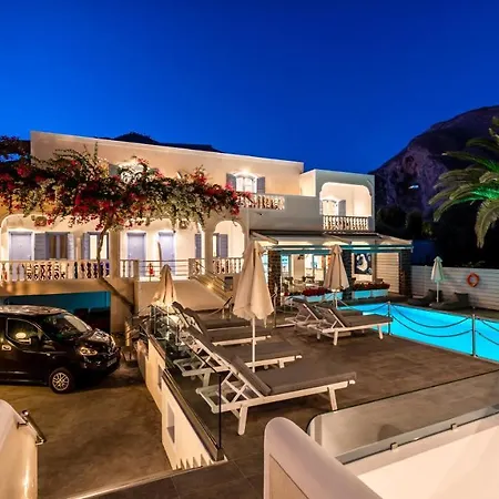 Stelios Place Lejlighedshotel Perissa (Santorini)