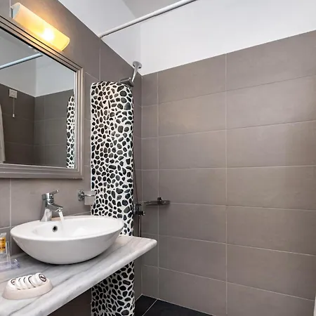 Stelios Place 4*