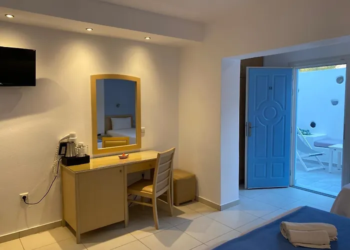 Apartahotel Stelios Place