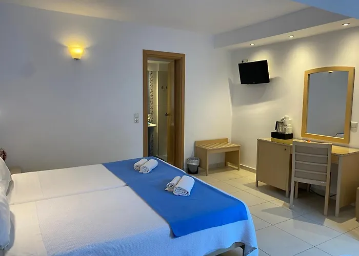 Apartahotel Stelios Place 4*