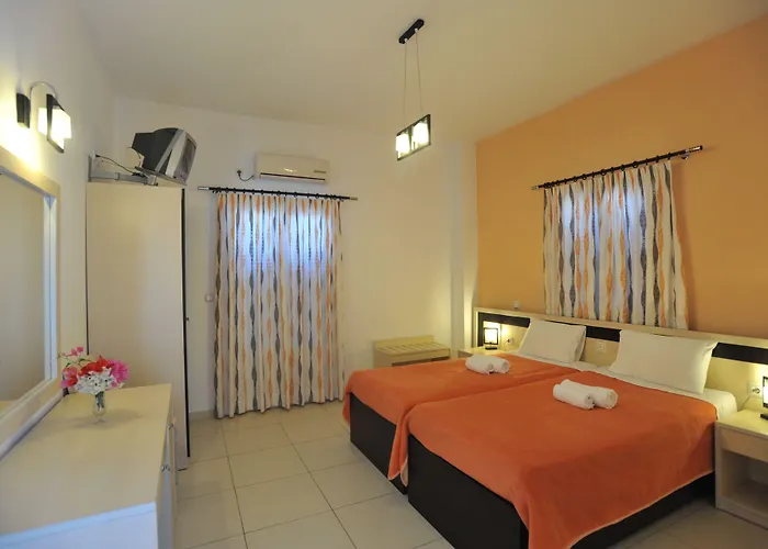 Stelios Place Apartahotel Perissa (Santorini)