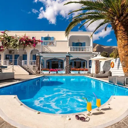 Stelios Place Perissa (Santorini)